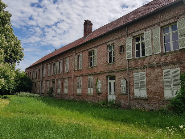 vue-batiment-patronal-suite